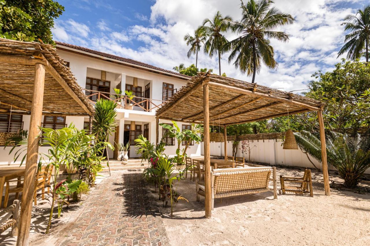Kima Serviced Beach House & Suites Буэхуу Экстерьер фото