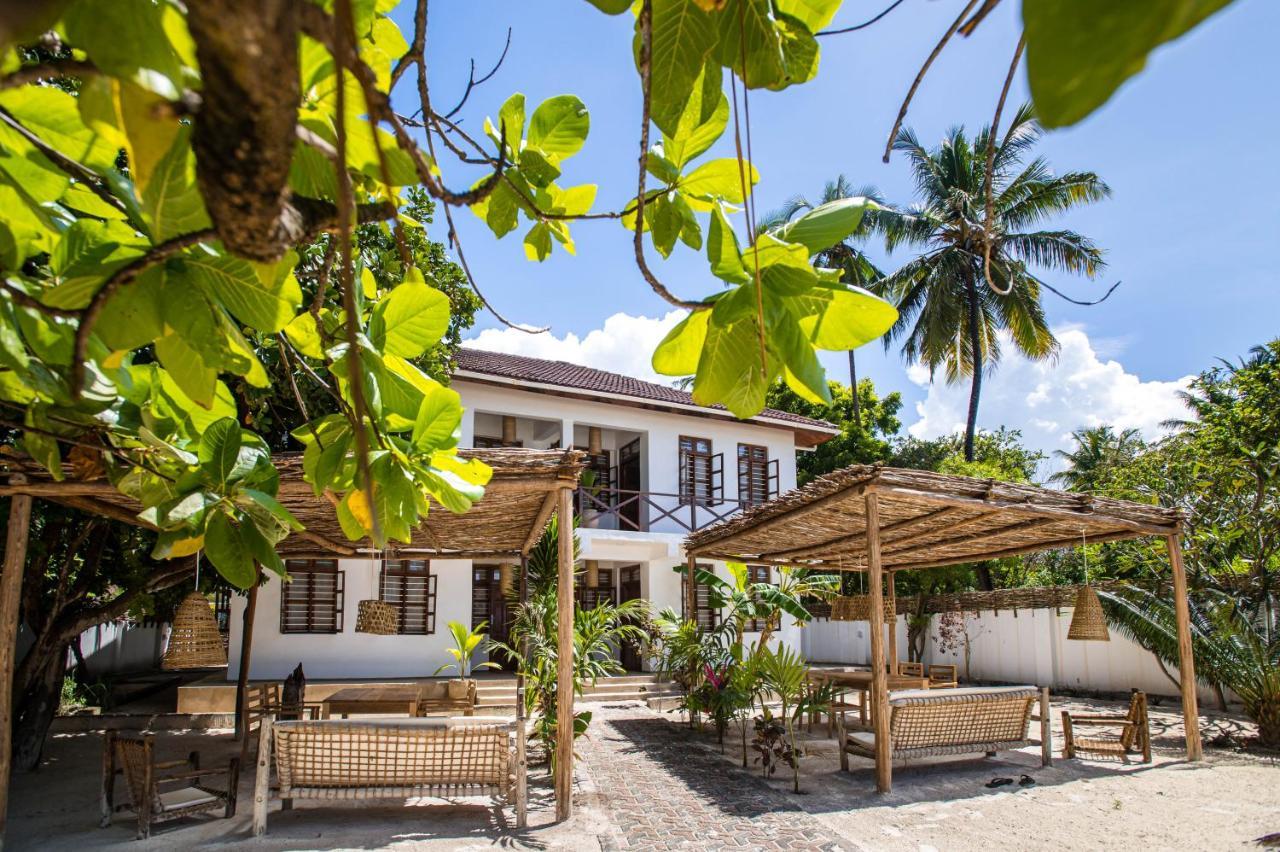 Kima Serviced Beach House & Suites Буэхуу Экстерьер фото